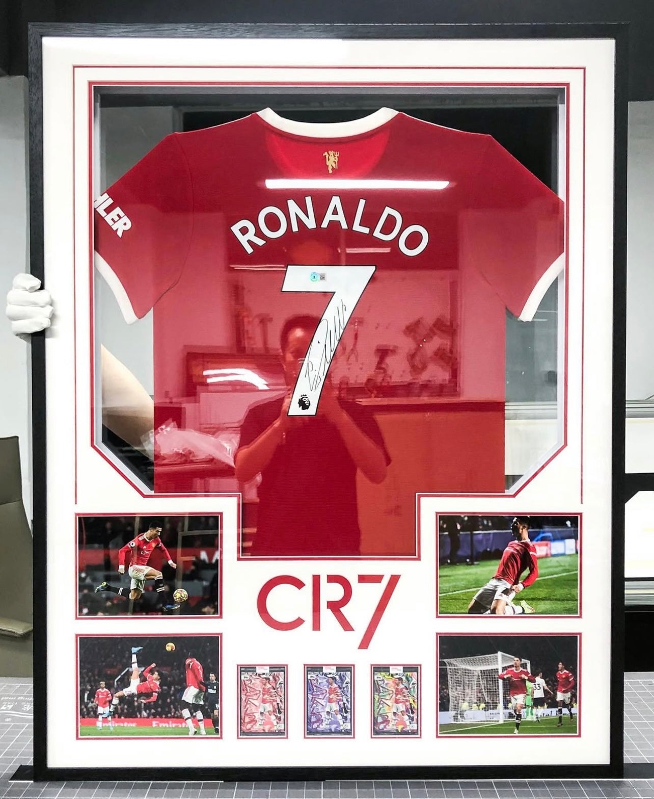 Manchester United Cristiano Ronaldo Autographed Jersey with Personalized Custom Design Framed 00012