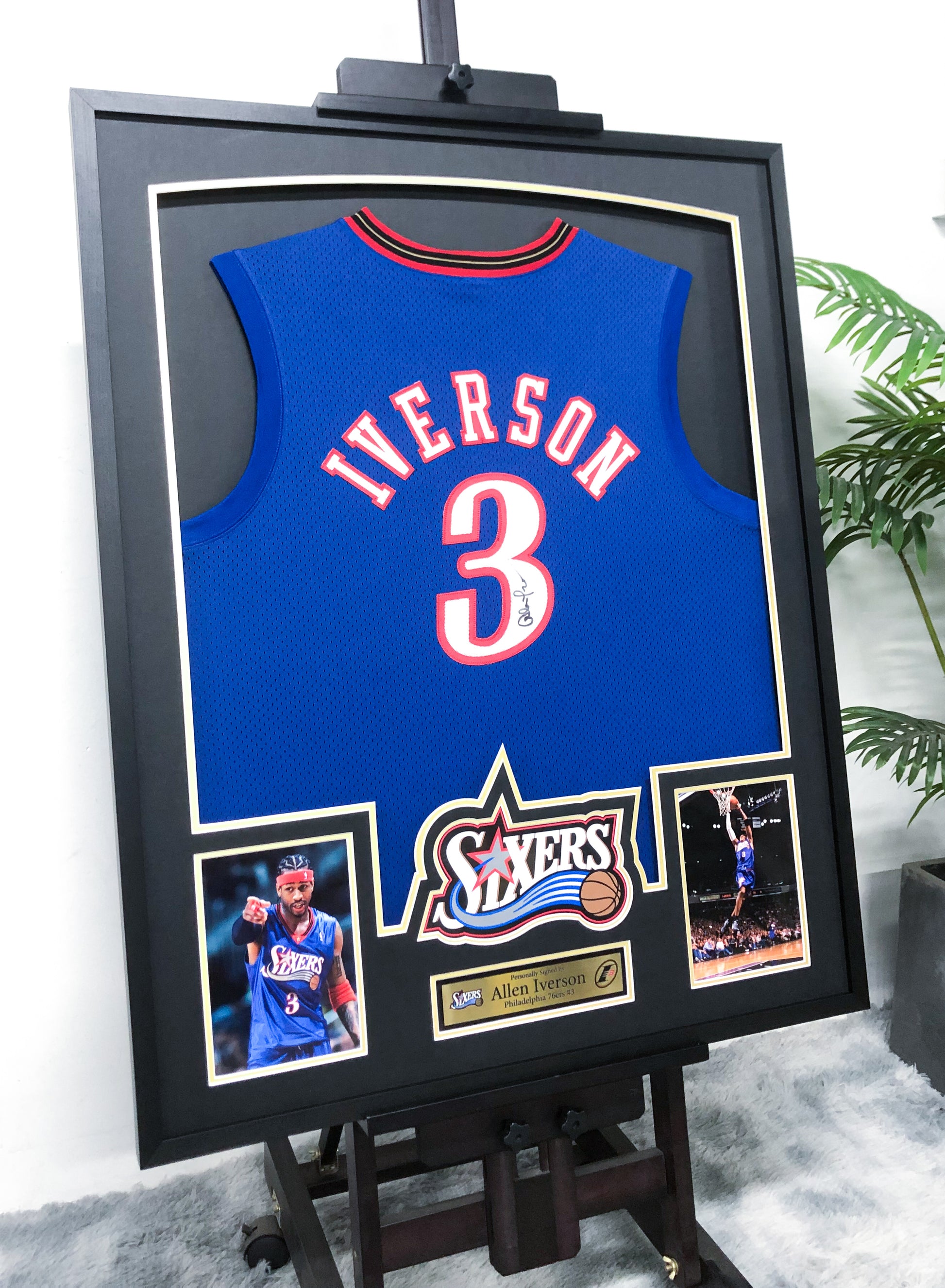 Philadelphia 76ers Allen Iverson Autographed Jersey with Personalized Custom Design Framed 000016