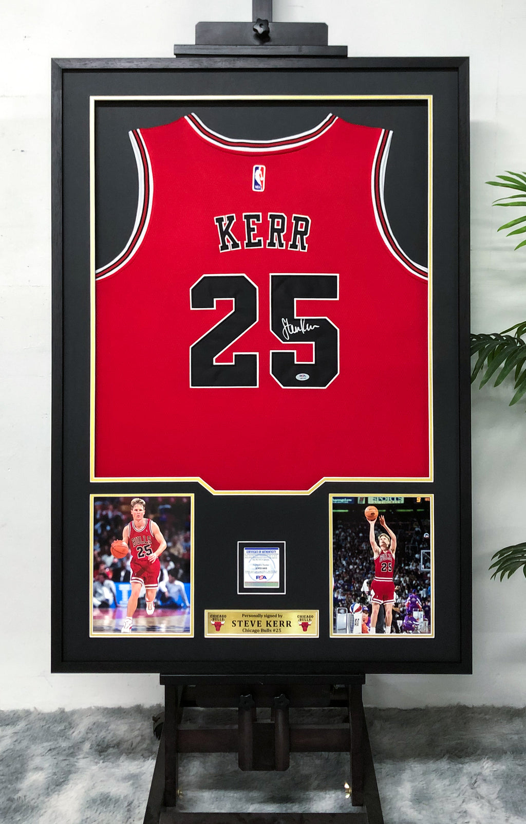 Chicago Bulls STEVE KERR Autographed Jersey with Standard Design Framed 000012