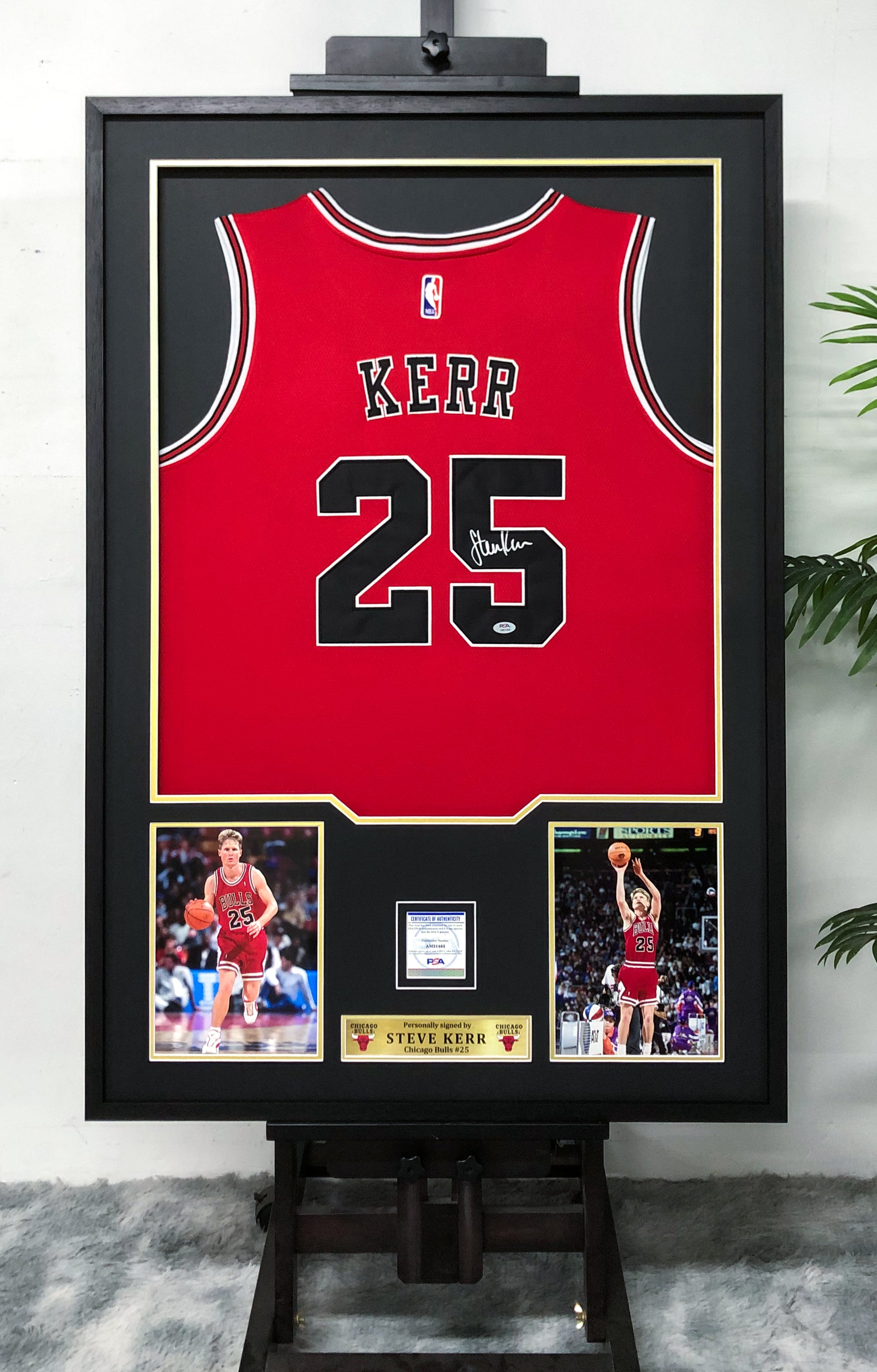 Chicago Bulls STEVE KERR Autographed Jersey with Standard Design Framed 000012