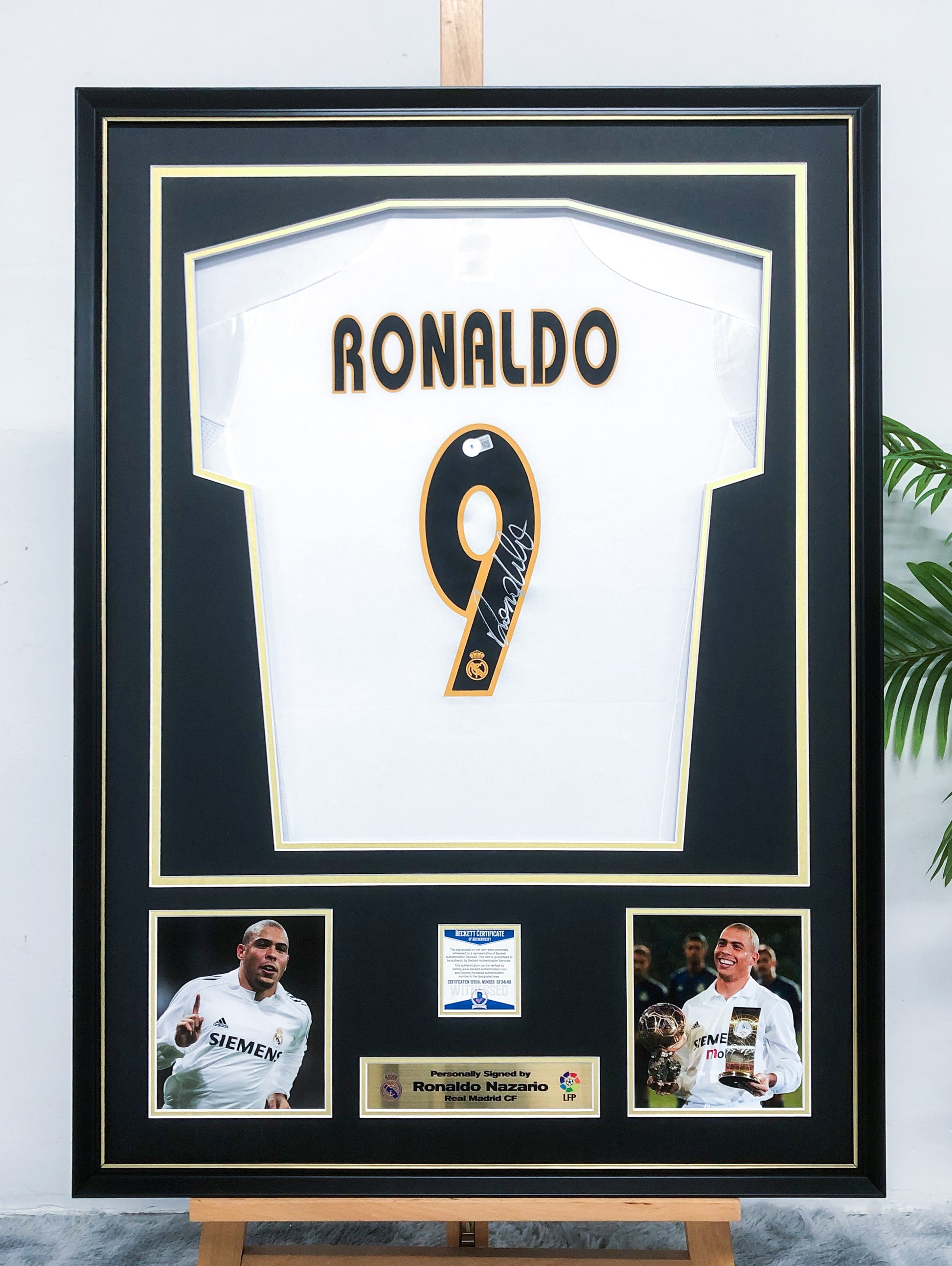 Real Madrid CF Ronaldo Nazario Autographed Jersey with Personalized Custom Design Framed 000071