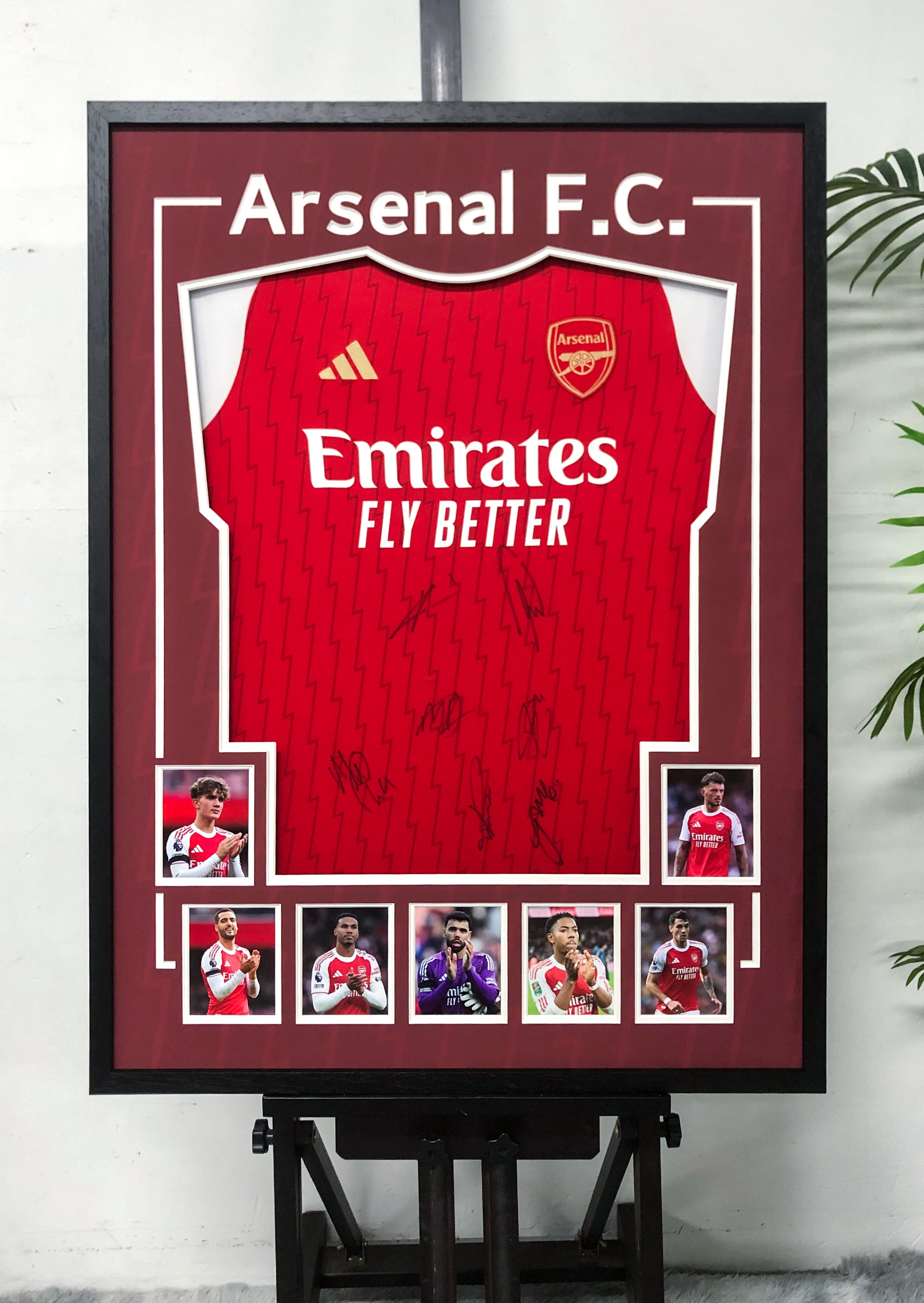 The Arsenal  Football Club Autographed Jersey with Personalized Custom Design Framed 00042