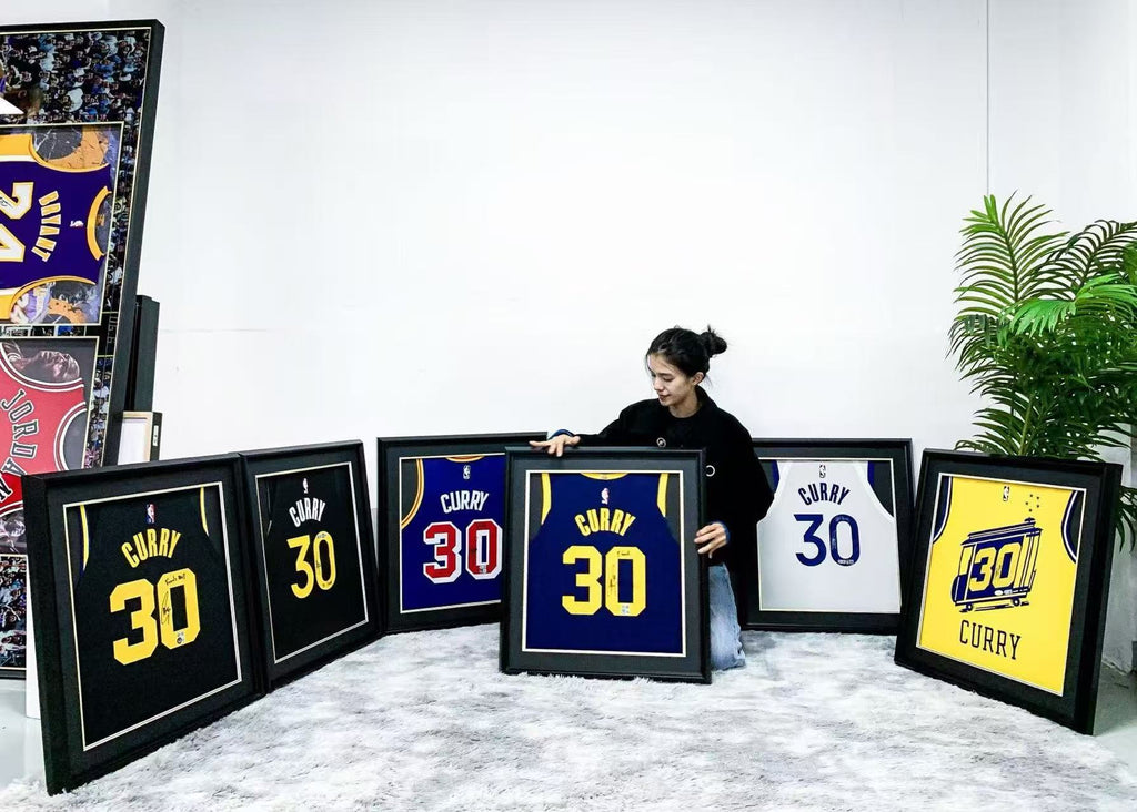Golden State Warriors Stephen Curry Autographed Jersey with Personalized Custom Design Framed 000044