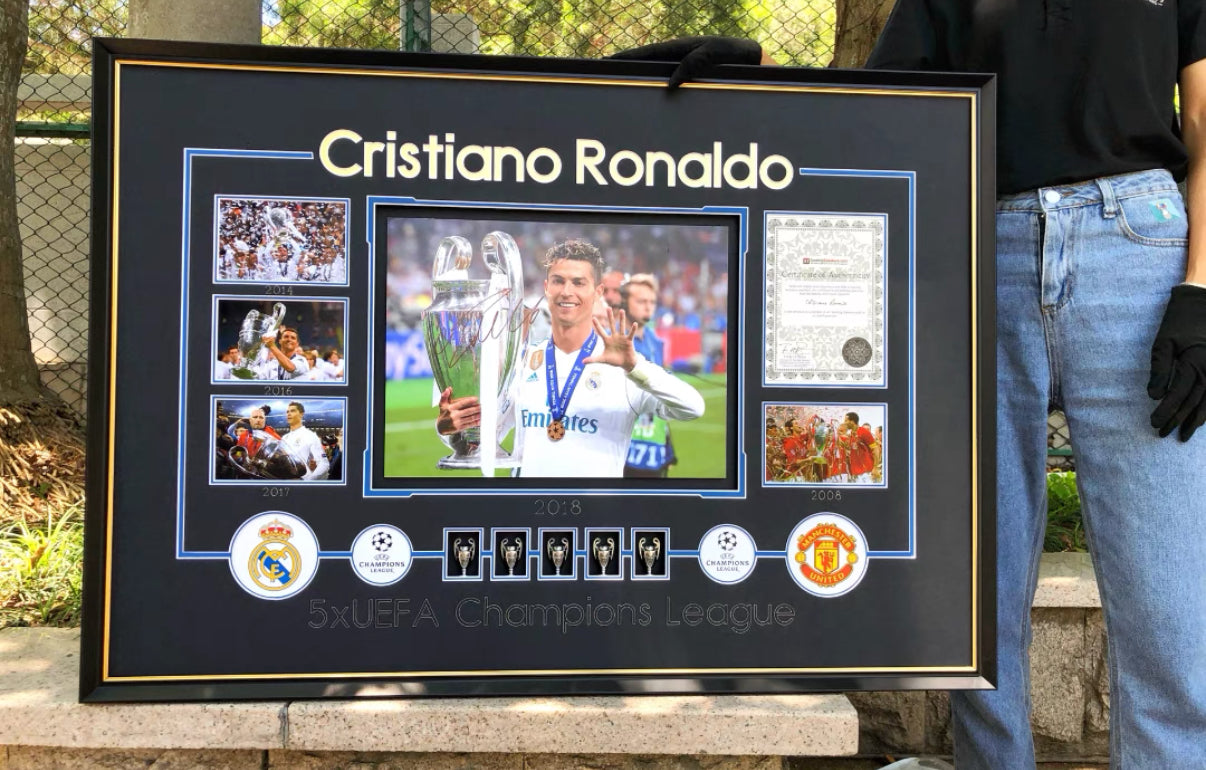 Cristiano Ronaldo Poster with Personalized Custom Design Framed 000018