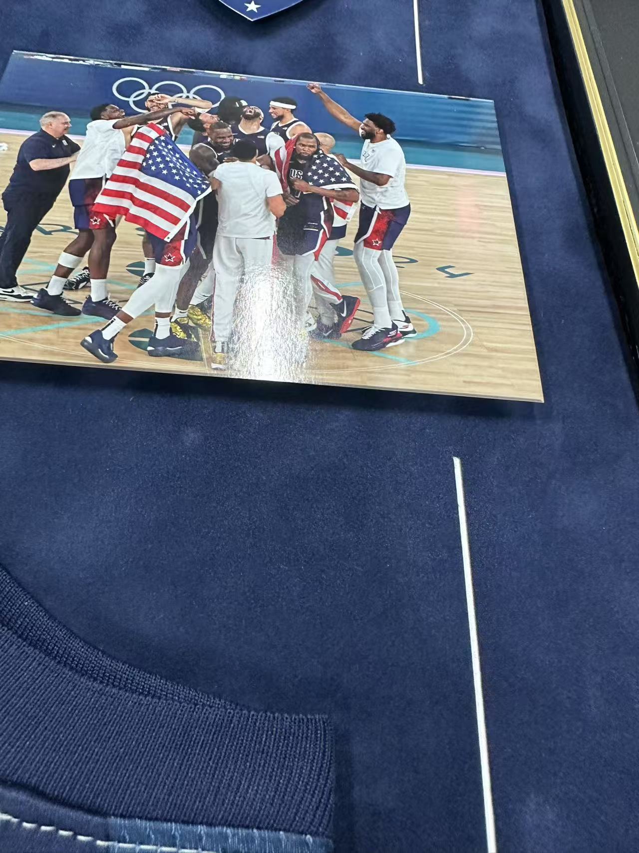 USA LeBron James Autographed Jersey with Personalized Custom Design Framed 000052