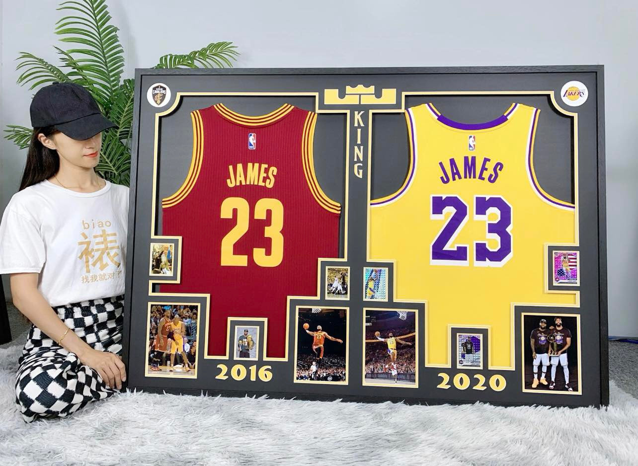 LeBron James  Autographed Jersey with Personalized Custom Design Framed 000031