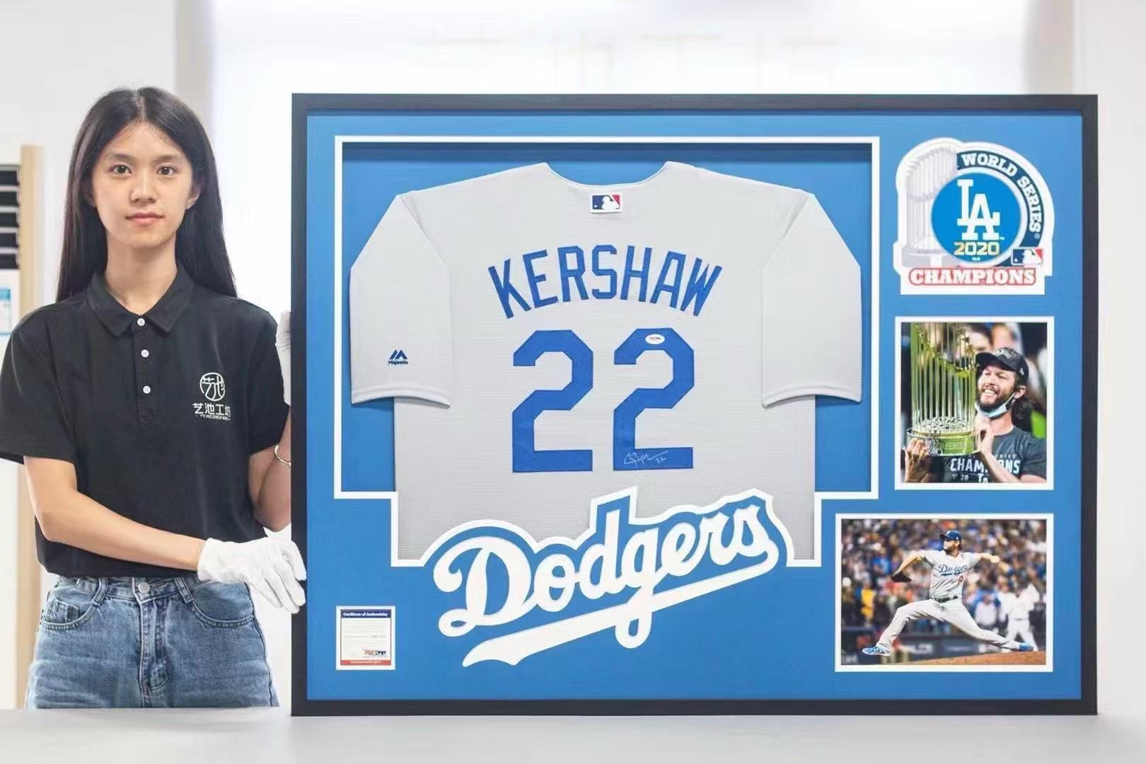 Los Angeles Dodgers Clayton Kershaw baseball uniform Autographed Jersey with Personalized Custom Design Framed 0000010