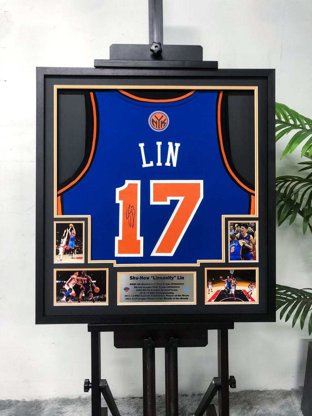 New York Knicks LIN Autographed Jersey with Personalized Custom Design Framed 00010