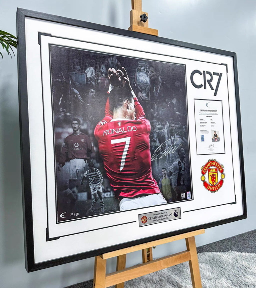 Manchester United Cristiano Ronaldo Poster with Personalized Custom Design Framed 000013