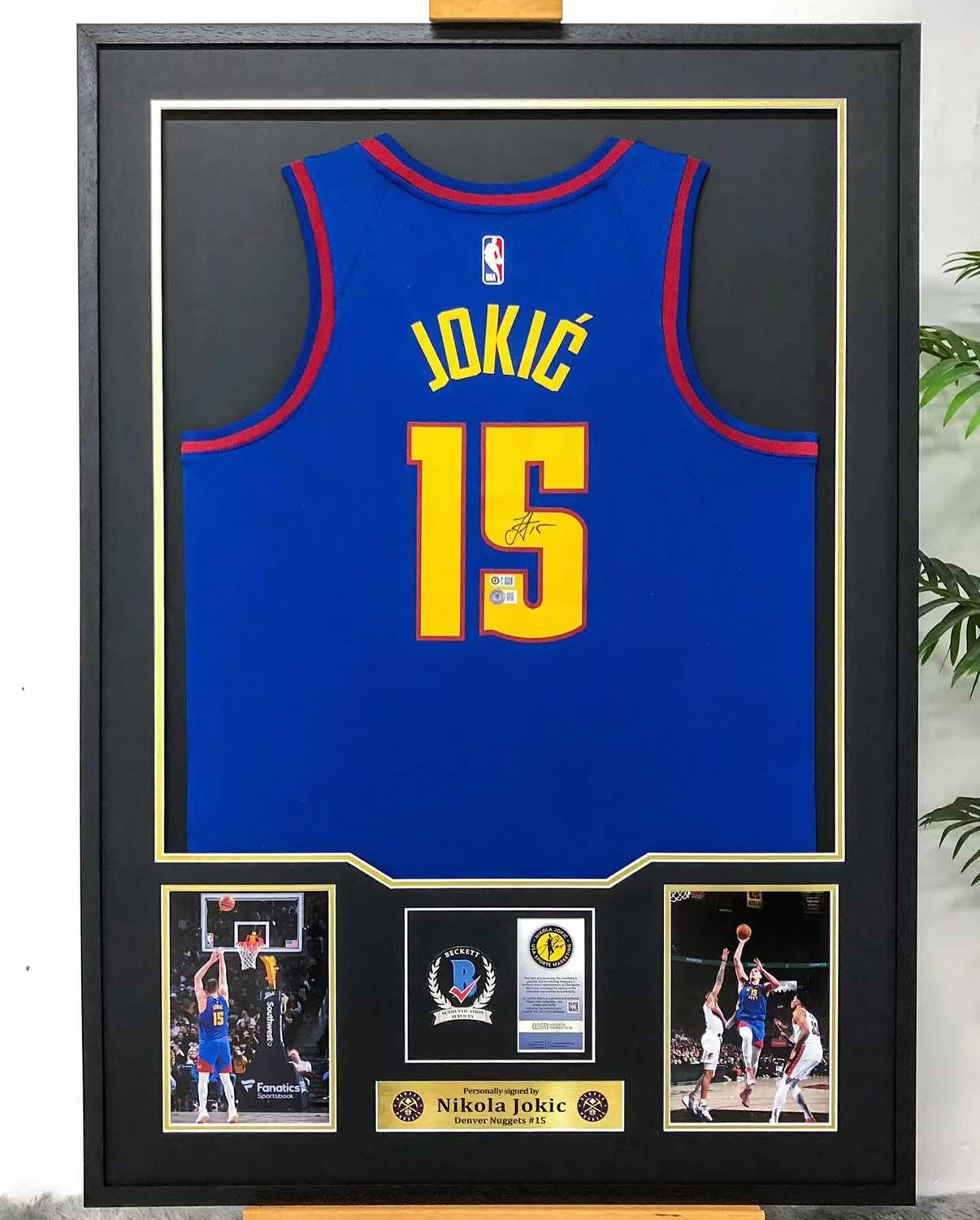 Denver Nuggets Nikola Jokić Autographed Jersey with Standard Design Framed00001