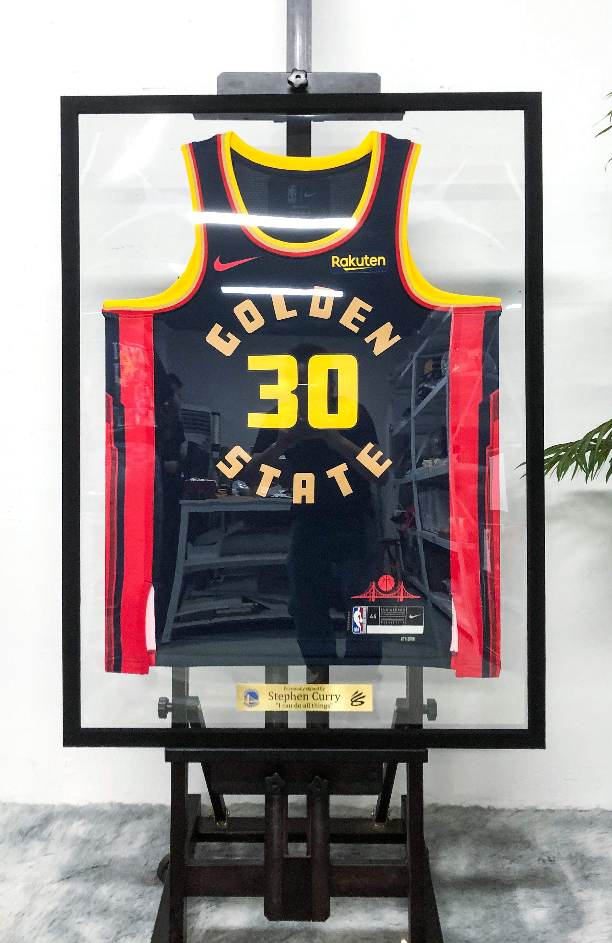 Golden State Warriors Stephen Curry Autographed Jersey with Personalized Custom Design Framed 000046