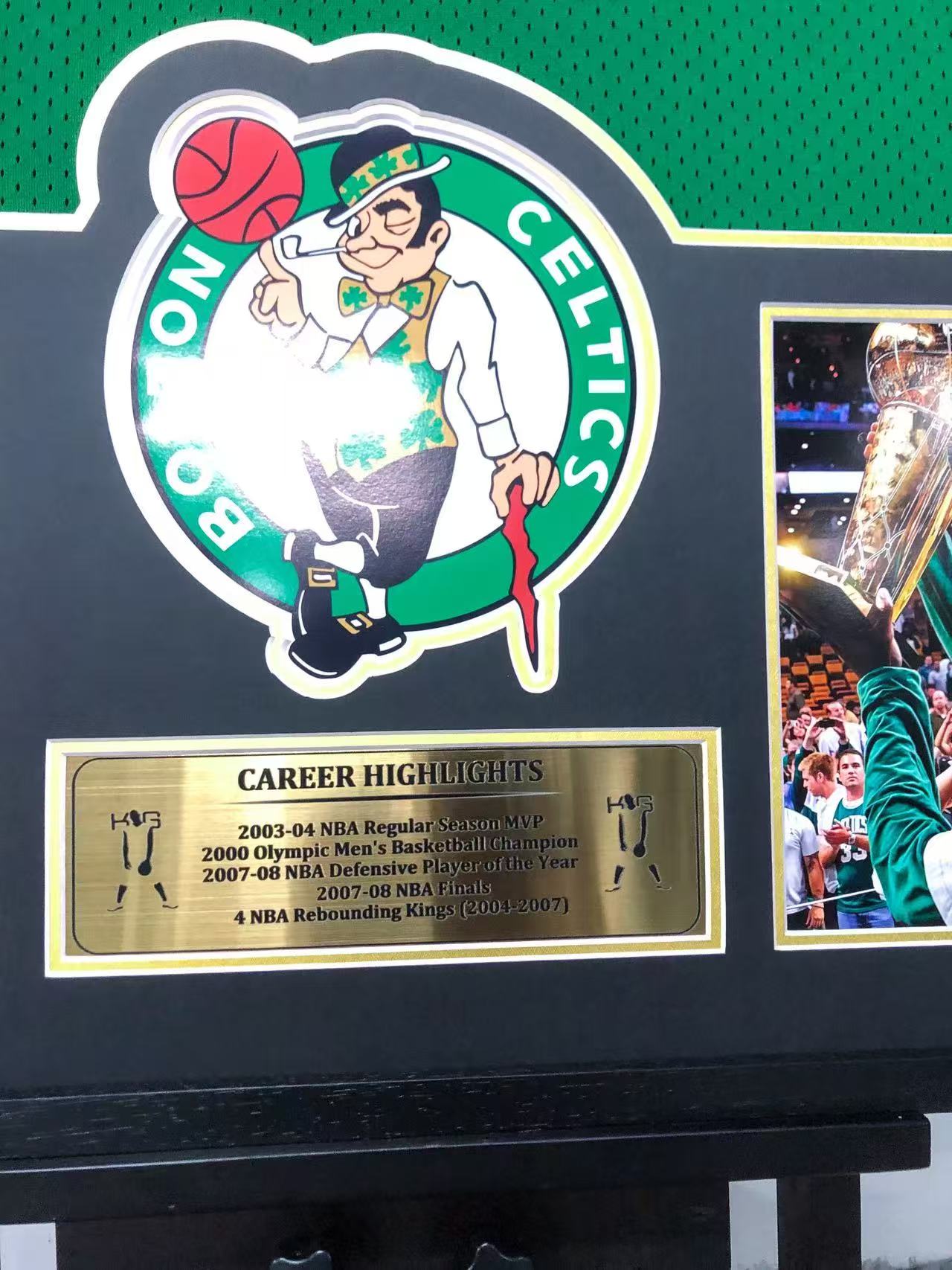 Boston Celtics Kevin Garnett Autographed Jersey with Personalized Custom Design Framed 00005