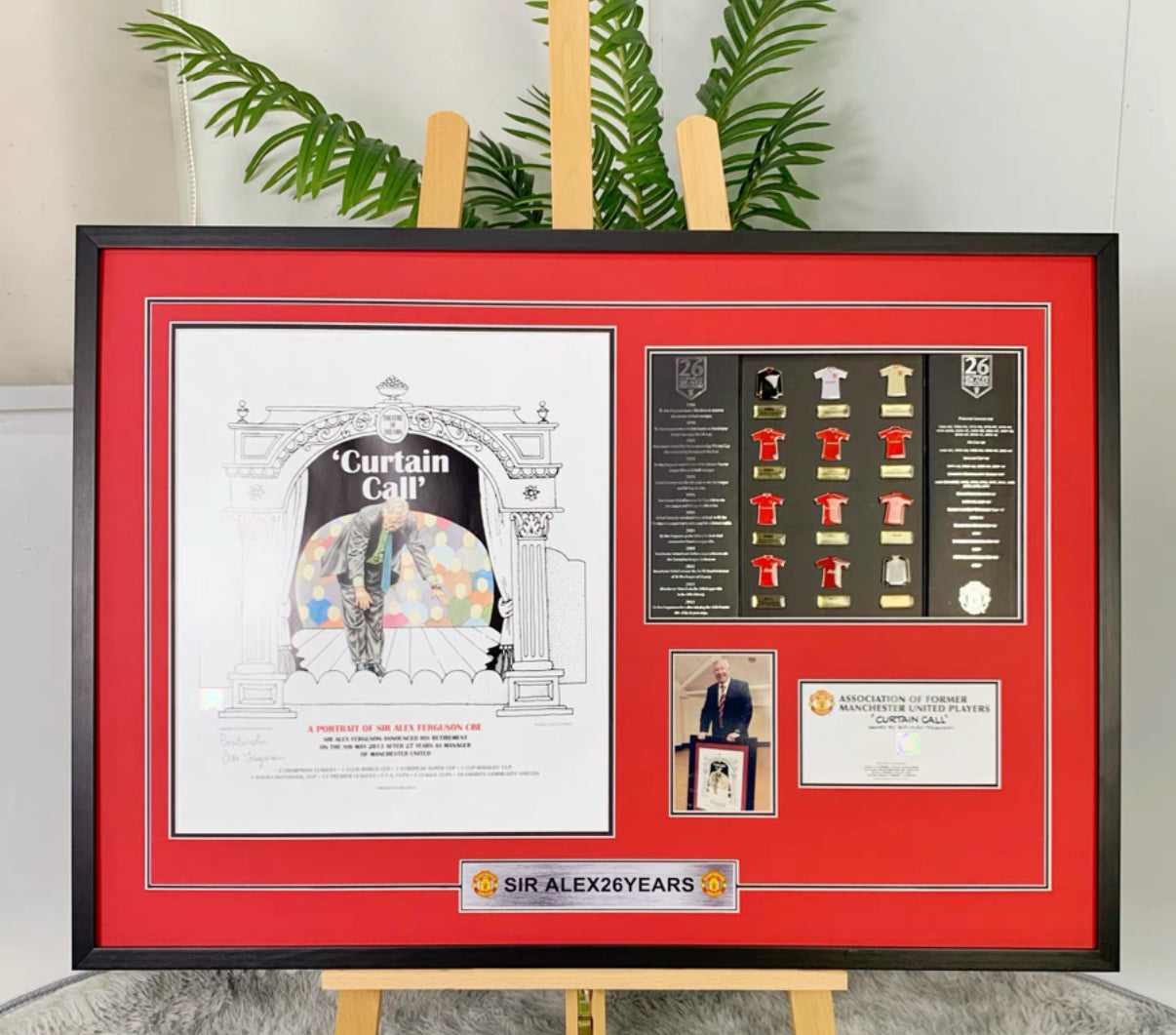 Manchester United Poster with Personalized Custom Design Framed 000018