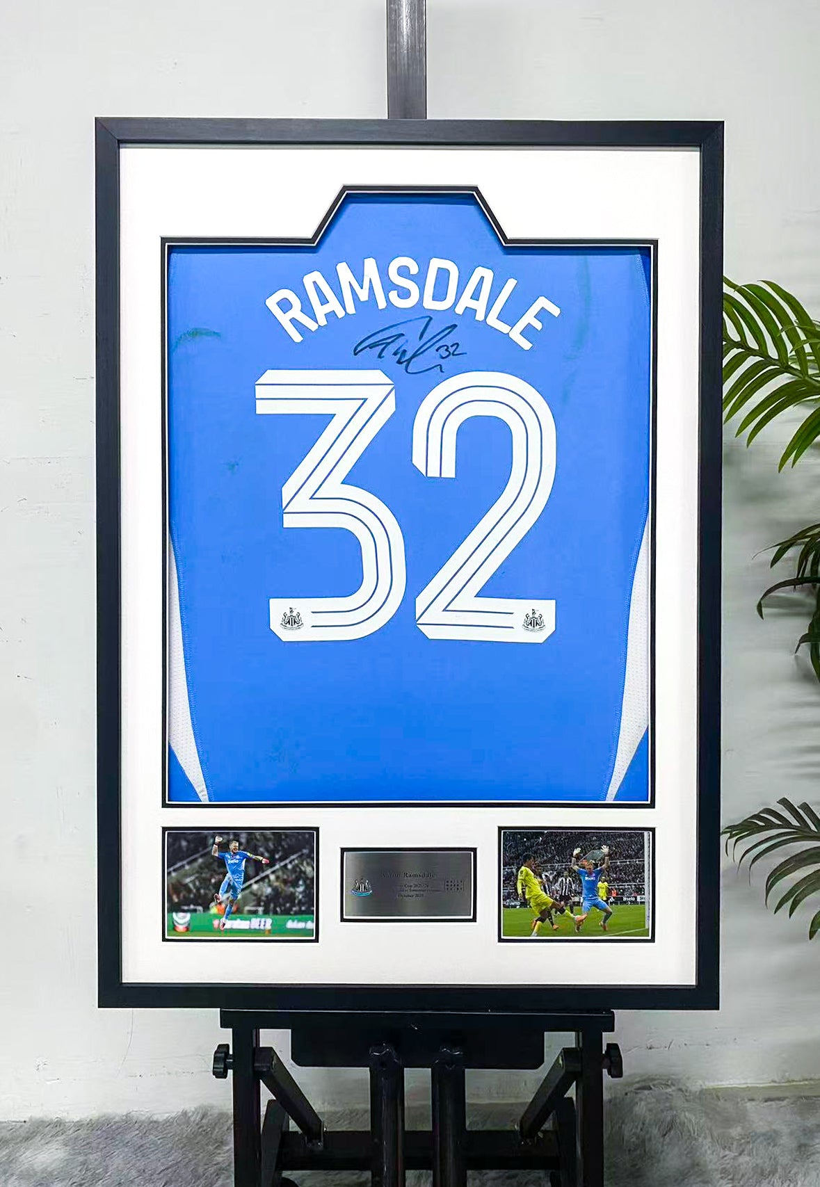 Aaron Ramsdale Newcastle United Jersey Framing 00099