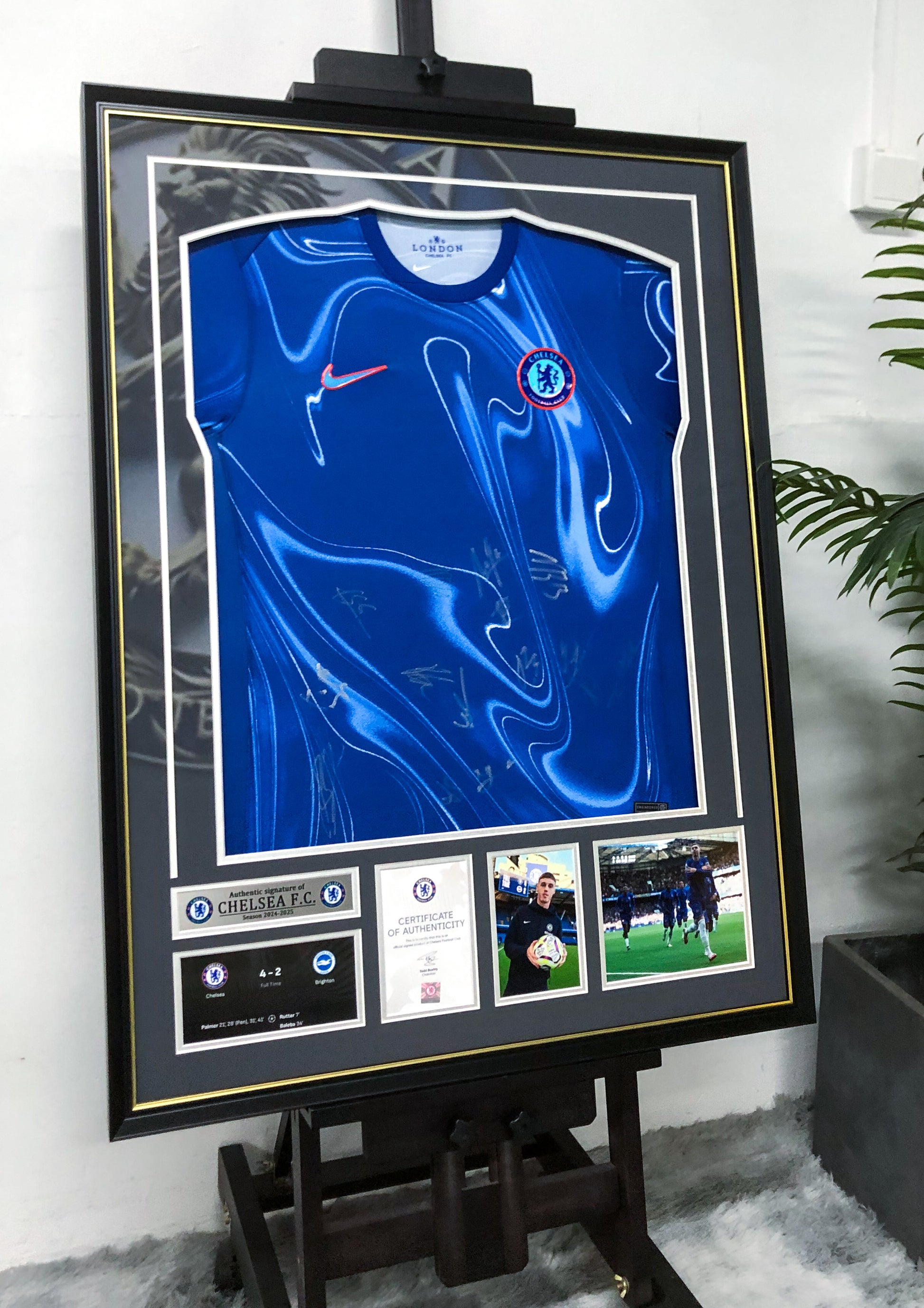 Chelsea FC  Autographed Jersey with Classic Design Framed 00013
