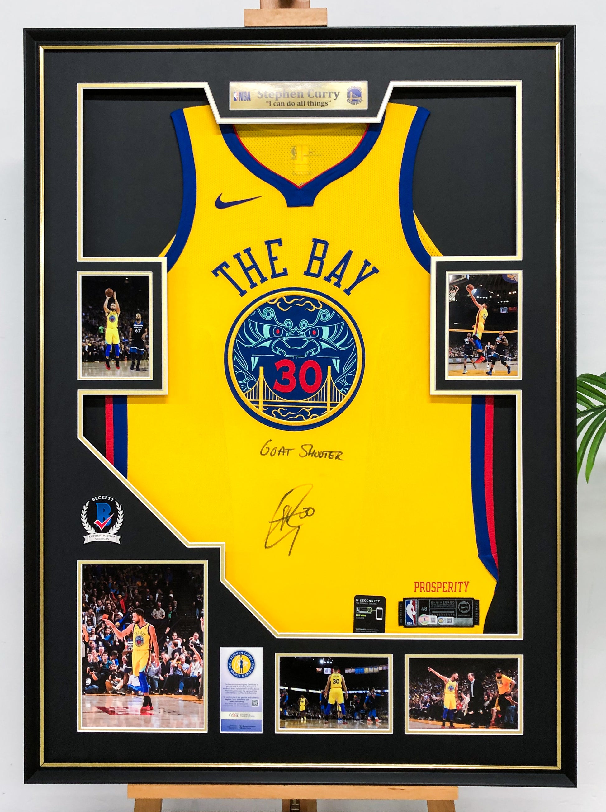 Golden State Warriors Stephen Curry Autographed Jersey with Personalized Custom Design Framed 000038