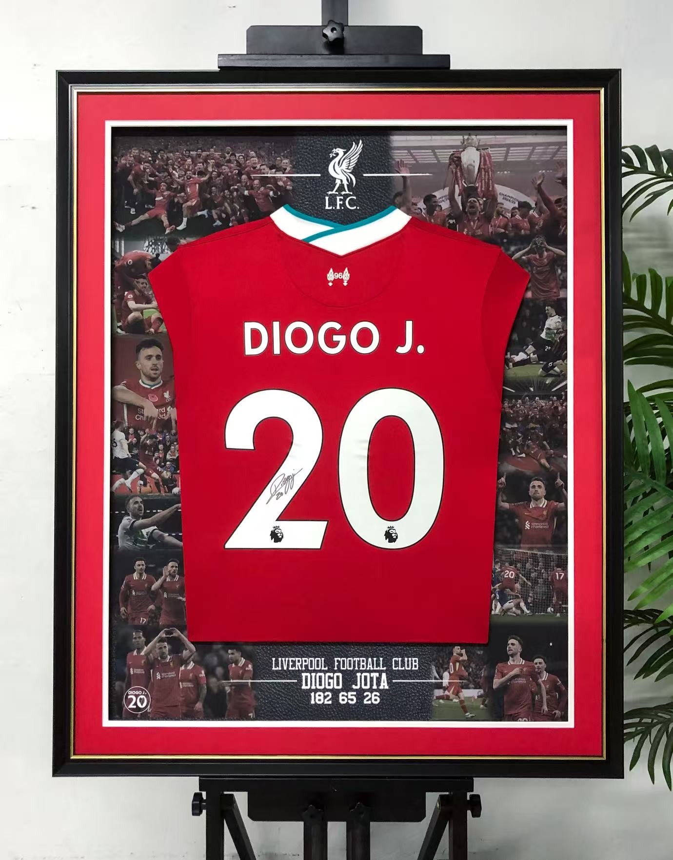 Liverpool FC Football Club Diogo Jota Autographed Jersey with Standard Design Framed 000039