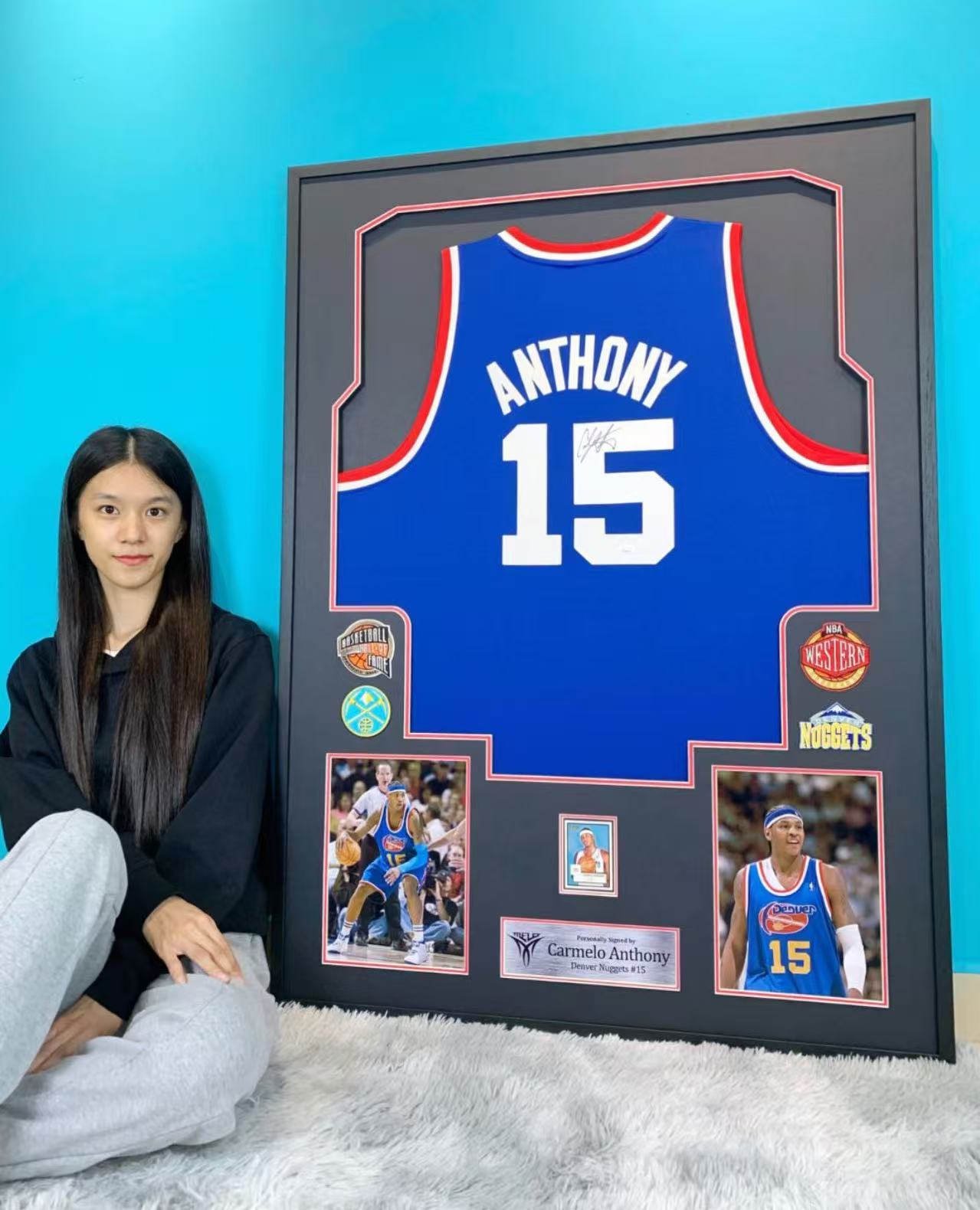 Denver Nuggets Carmelo Anthony Autographed Jersey with Standard Design Framed 00002