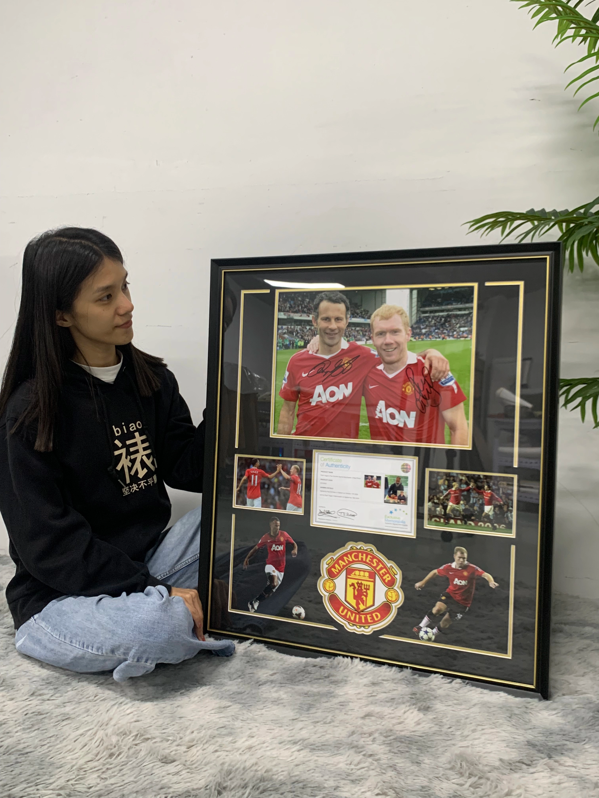Ryan Giggs & Paul Scholes Poster Custom Framing  00092