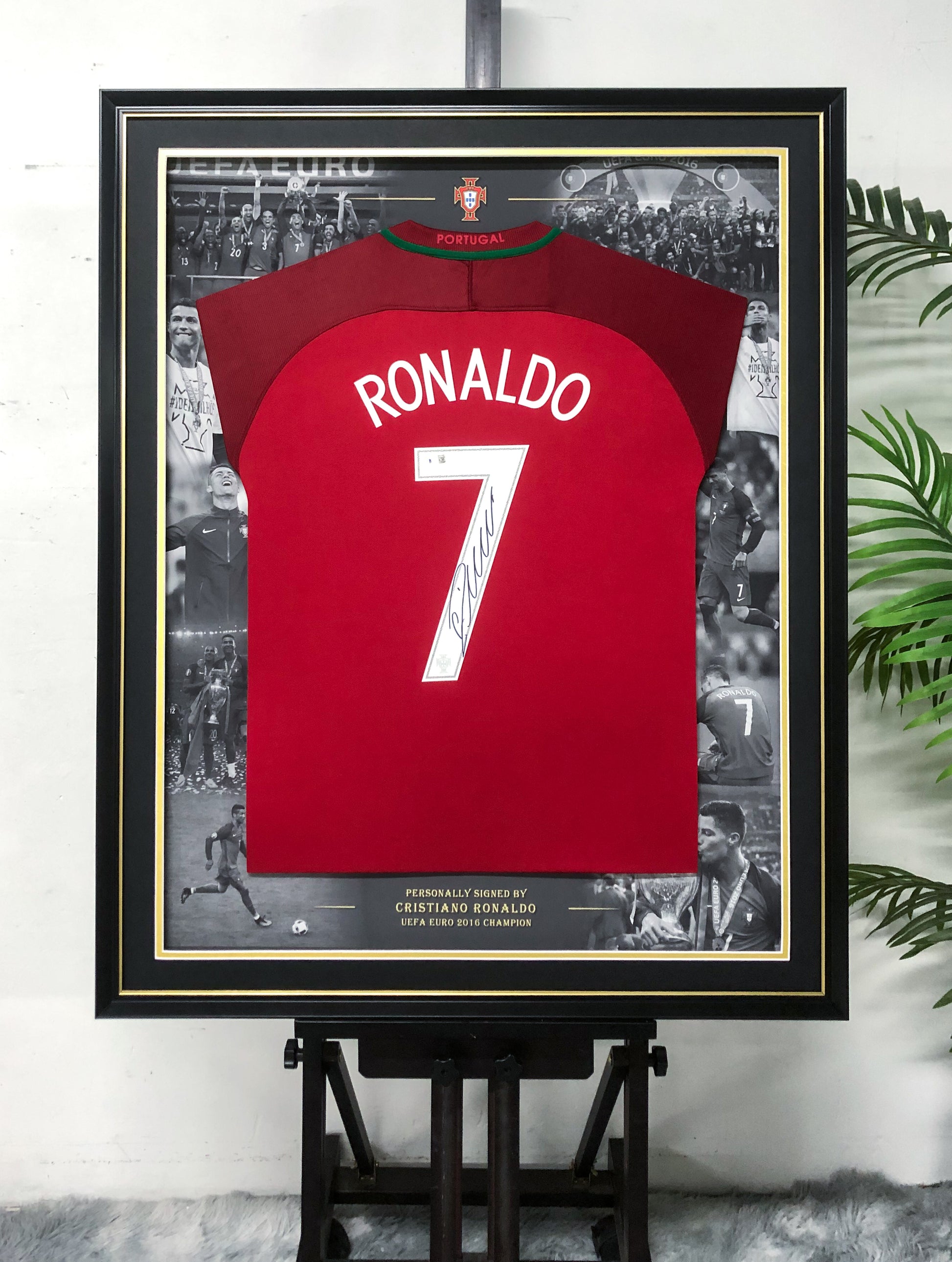 Portugal Cristiano Ronaldo Autographed Jersey with Personalized Custom Design Framed 00078