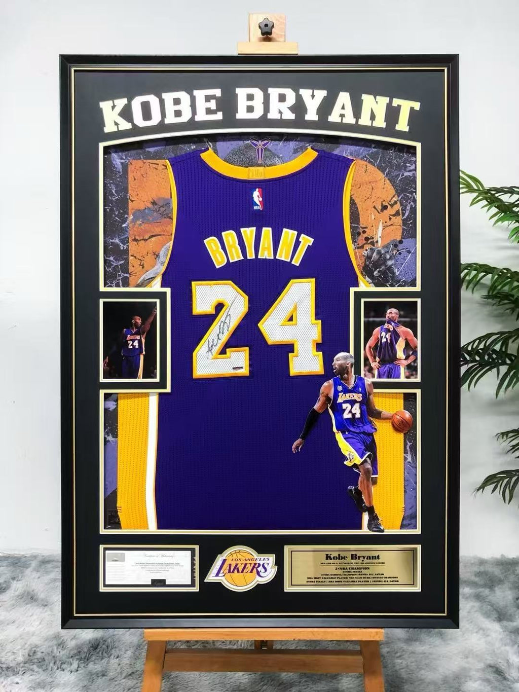 Los Angeles Lakers Kobe Bryant Autographed Jersey with Personalized Custom Design Framed 000027