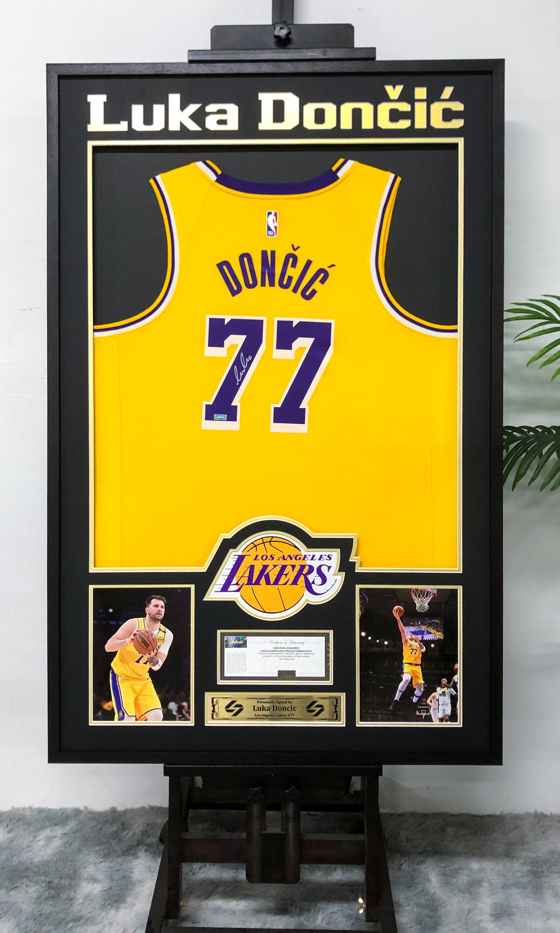 Dallas Mavericks Luka Doncic Autographed Jersey with Personalized Custom Design Framed 000014