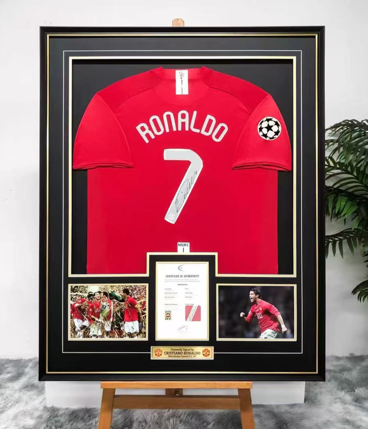 Manchester United Cristiano Ronaldo Autographed Jersey with Personalized Custom Design Framed 00077