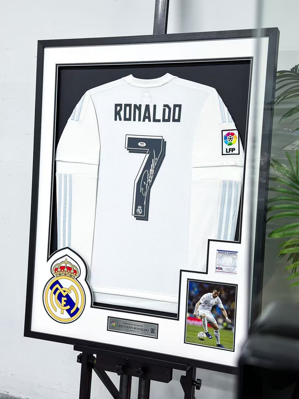 Real Madrid CF Cristiano Ronaldo Autographed Jersey with Personalized Custom Design Framed 000080