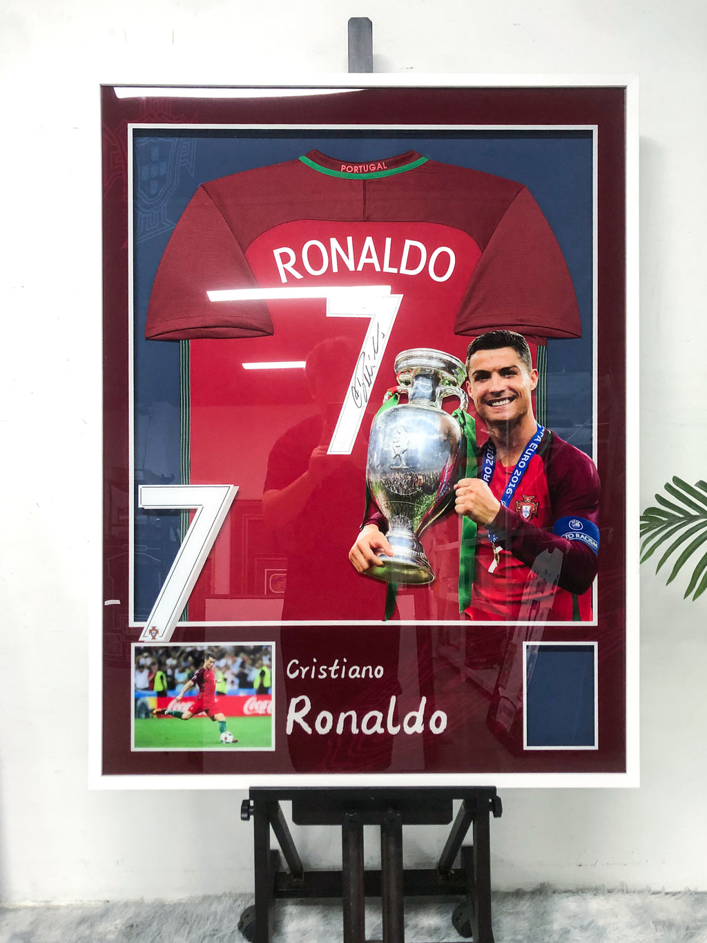 Portugal Cristiano Ronaldo Autographed Jersey with Personalized Custom Design Framed 00152