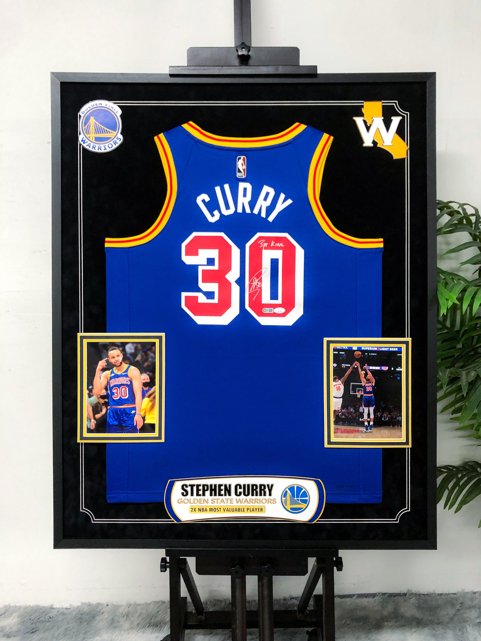 Golden State Warriors Stephen Curry Autographed Jersey with Personalized Custom Design Framed 000061