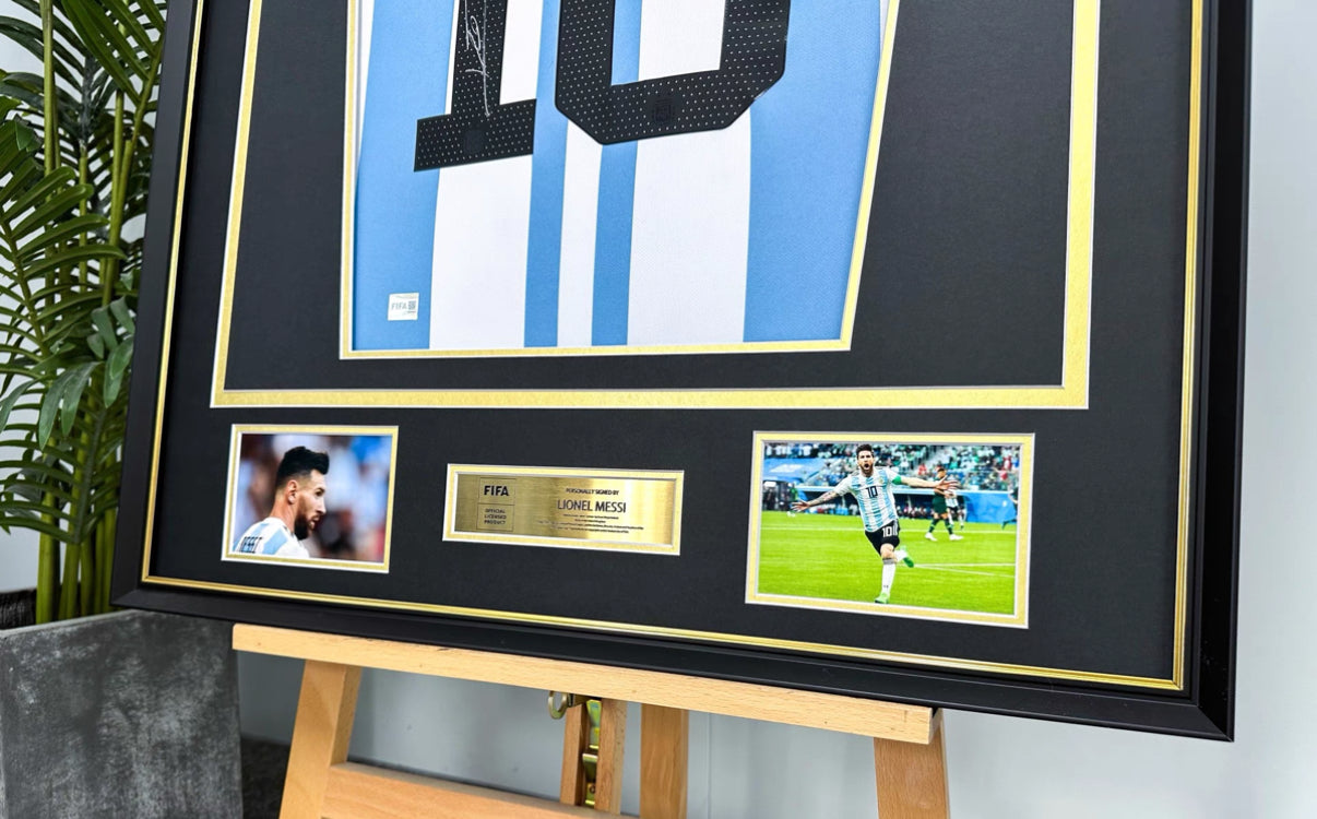 Argentina Lionel Messi  Autographed Jersey with Classic Design Framed 000028